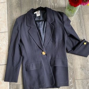 Size: 10. ANNE KLEIN Lion 🦁 Collection- blazer- EUC. Classic!